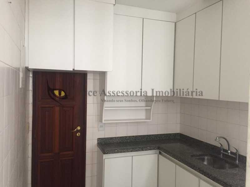 Apartamento à venda com 2 quartos, 80m² - Foto 16