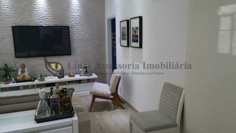 Apartamento à venda com 2 quartos, 90m² - Foto 1