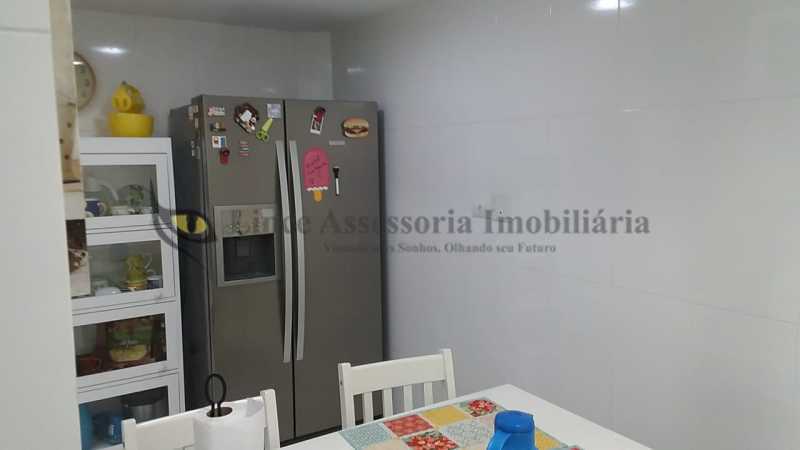 Apartamento à venda com 2 quartos, 90m² - Foto 17