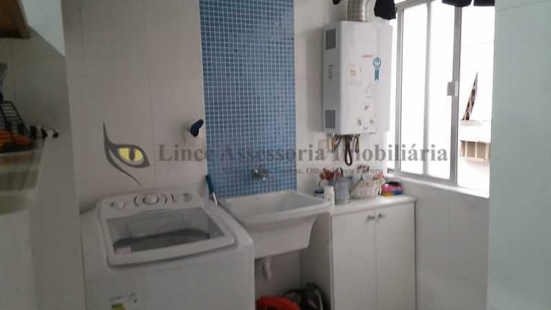 Apartamento à venda com 2 quartos, 90m² - Foto 19