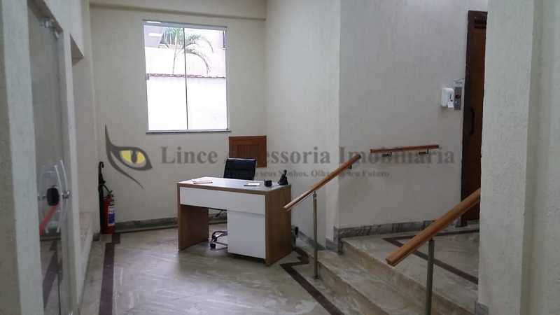 Apartamento à venda com 2 quartos, 90m² - Foto 27