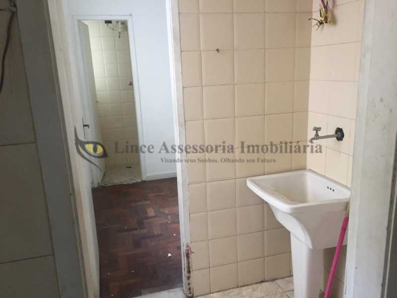 Apartamento à venda com 2 quartos, 60m² - Foto 21