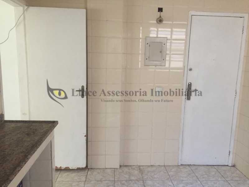 Apartamento à venda com 2 quartos, 60m² - Foto 24