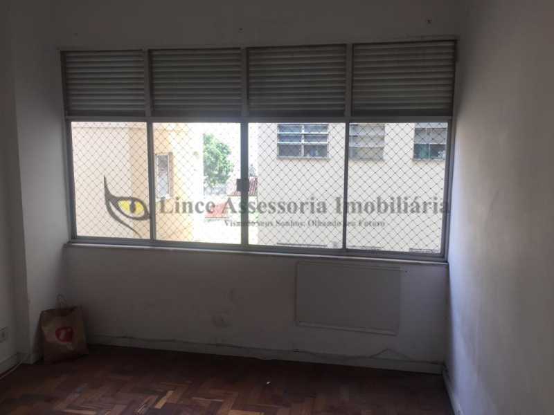 Apartamento à venda com 2 quartos, 60m² - Foto 16