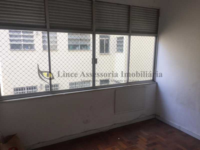 Apartamento à venda com 2 quartos, 60m² - Foto 19