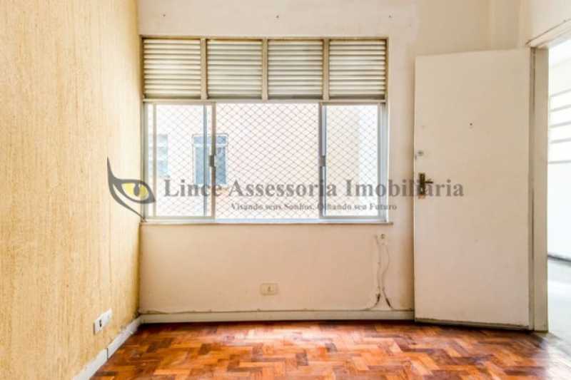 Apartamento à venda com 2 quartos, 60m² - Foto 1