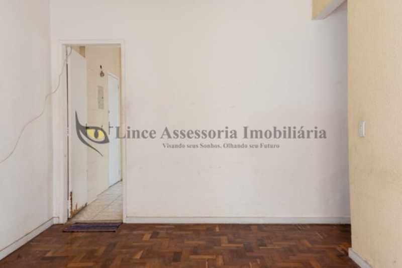 Apartamento à venda com 2 quartos, 60m² - Foto 3