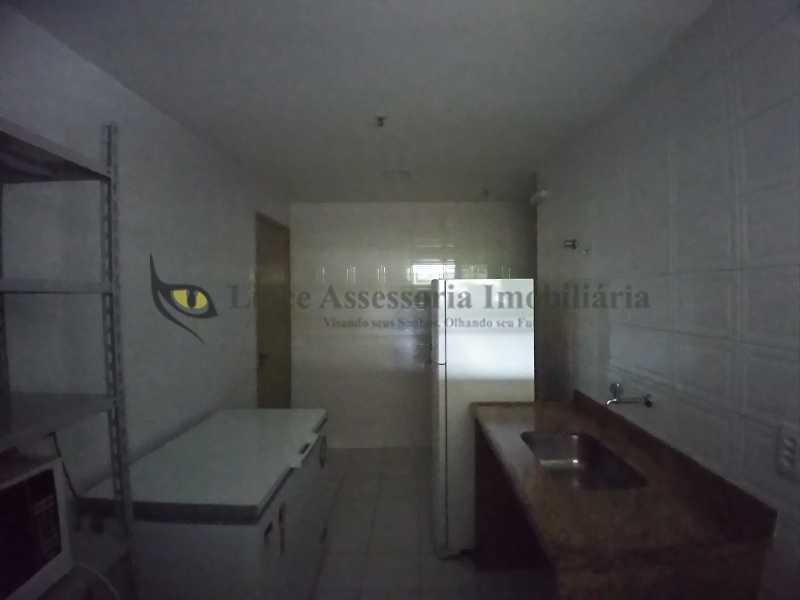 Apartamento à venda com 4 quartos, 157m² - Foto 24