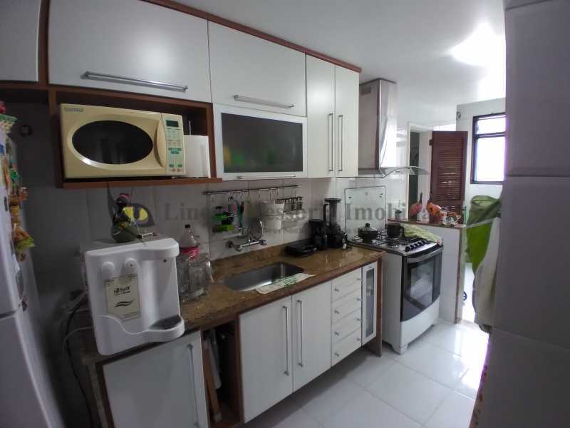 Apartamento à venda com 4 quartos, 157m² - Foto 22