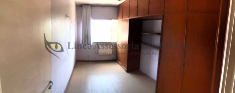 Apartamento à venda com 2 quartos, 62m² - Foto 10