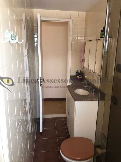 Apartamento à venda com 2 quartos, 62m² - Foto 13