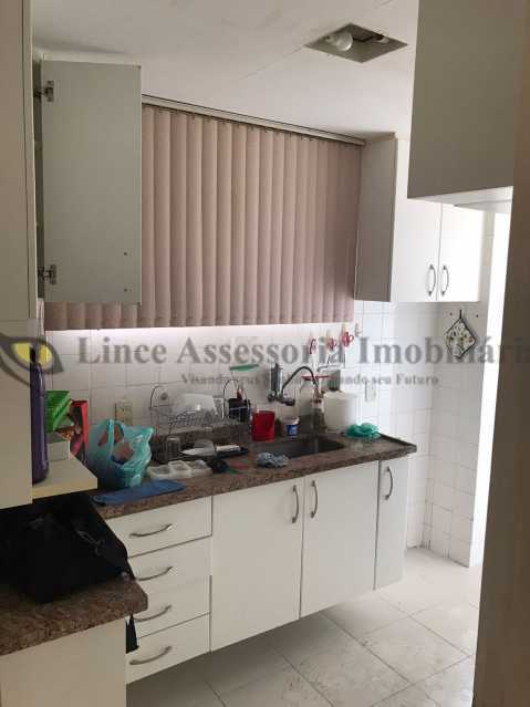 Apartamento à venda com 2 quartos, 62m² - Foto 17