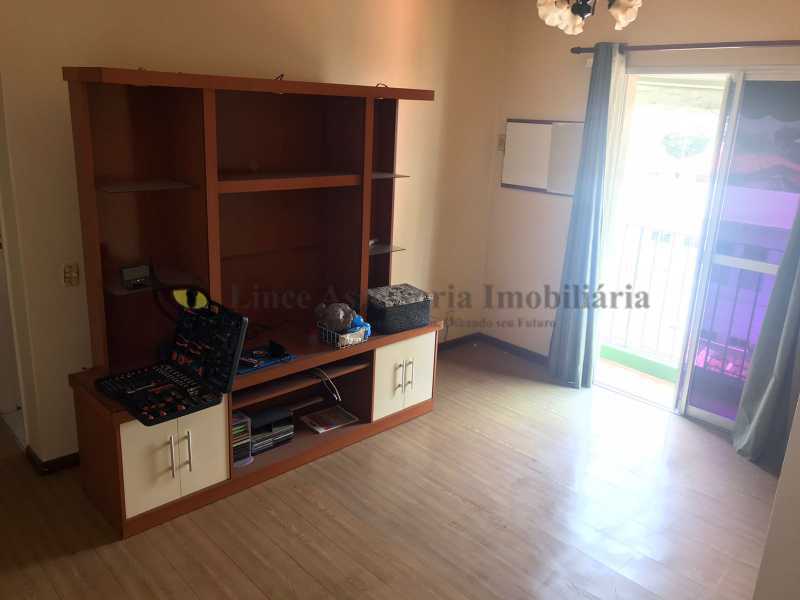 Apartamento à venda com 2 quartos, 62m² - Foto 1