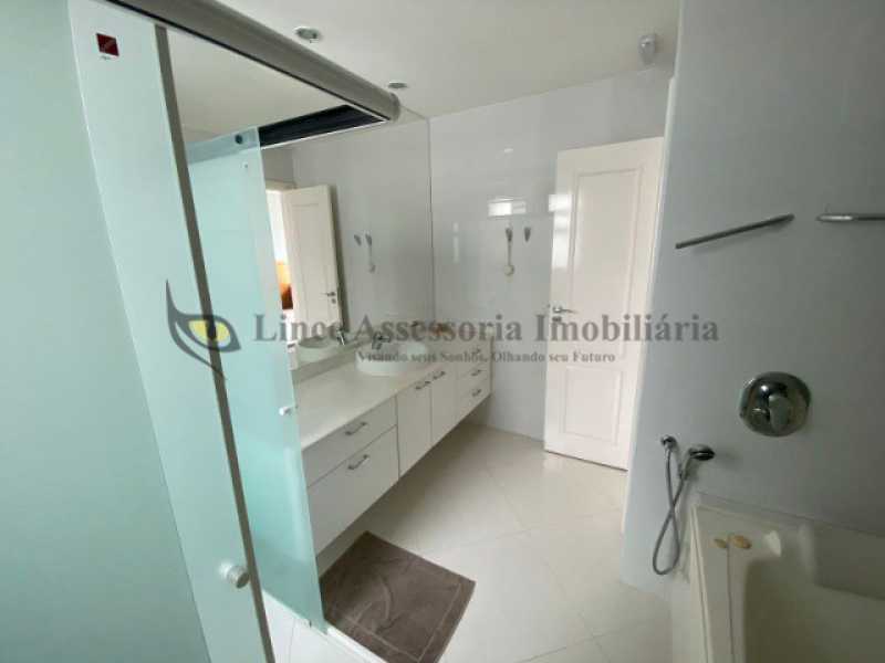 Apartamento à venda com 4 quartos, 245m² - Foto 18