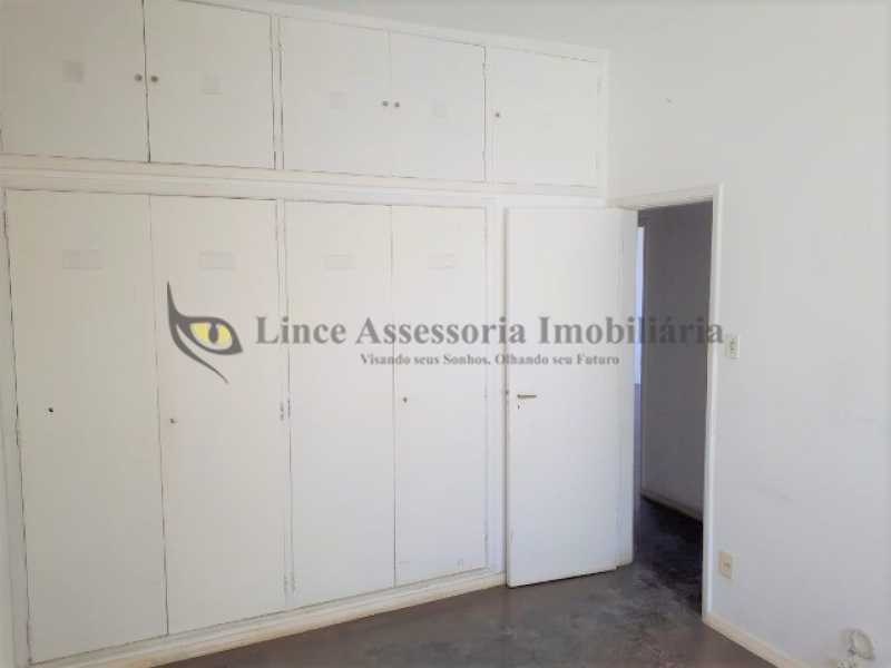 Apartamento à venda com 3 quartos, 110m² - Foto 6