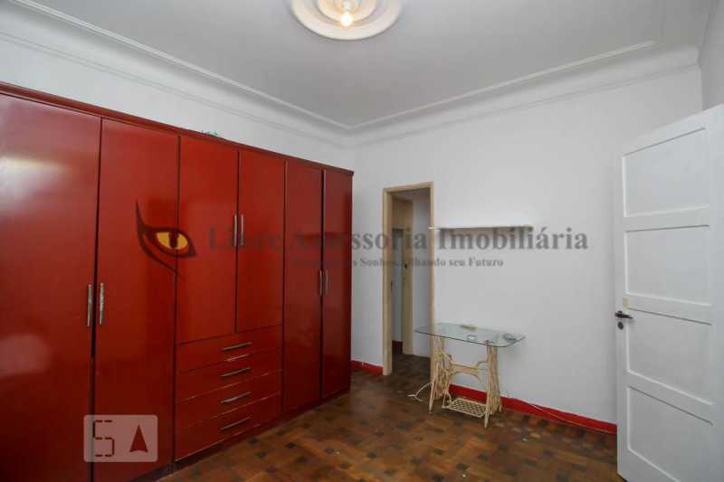 Apartamento à venda com 5 quartos, 170m² - Foto 22