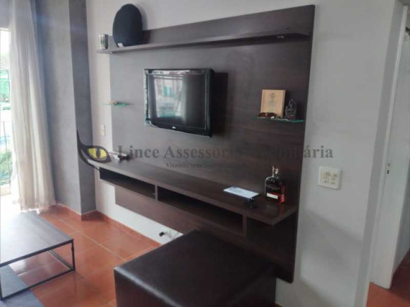 Apartamento à venda com 2 quartos, 86m² - Foto 1