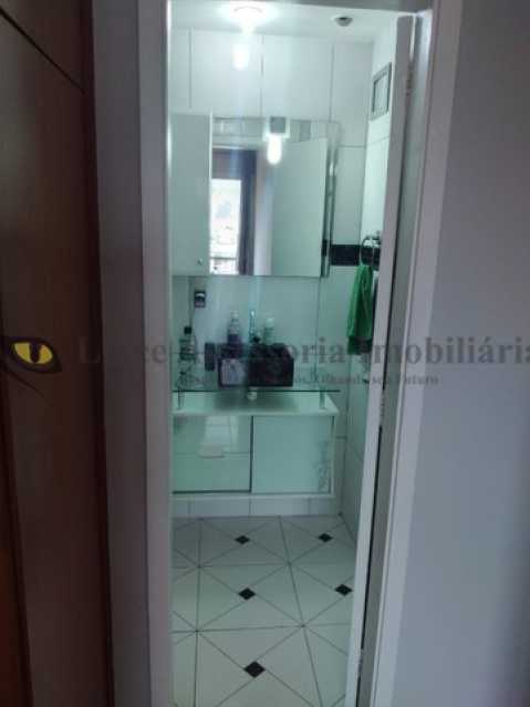 Apartamento à venda com 2 quartos, 86m² - Foto 12