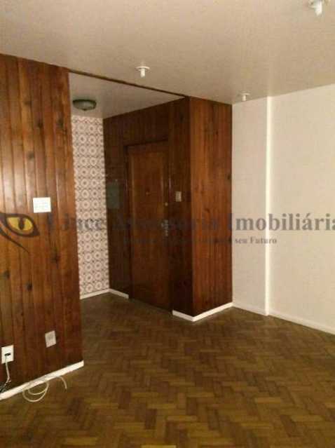 Apartamento à venda com 3 quartos, 136m² - Foto 6