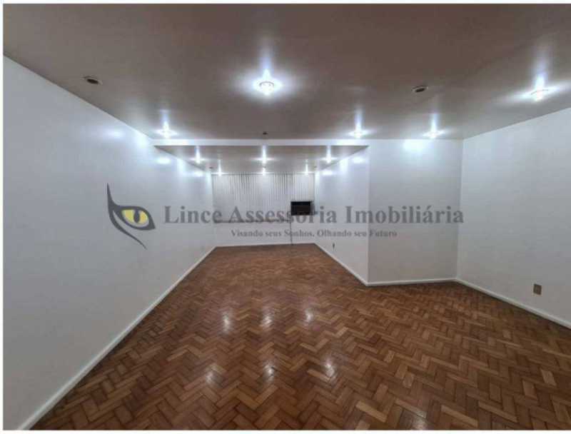 Apartamento à venda com 3 quartos, 136m² - Foto 5