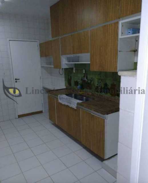 Apartamento à venda com 3 quartos, 136m² - Foto 16