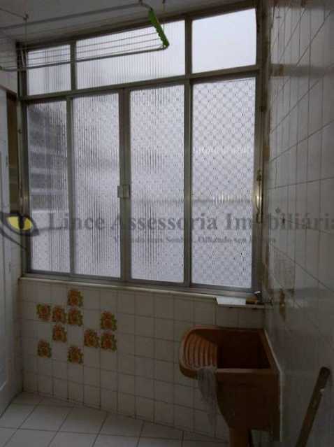 Apartamento à venda com 3 quartos, 136m² - Foto 19