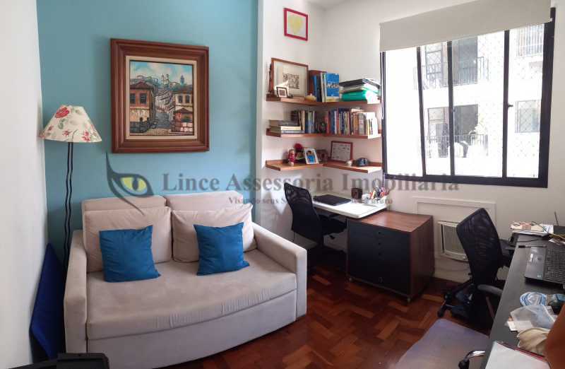 Apartamento à venda com 3 quartos, 90m² - Foto 12