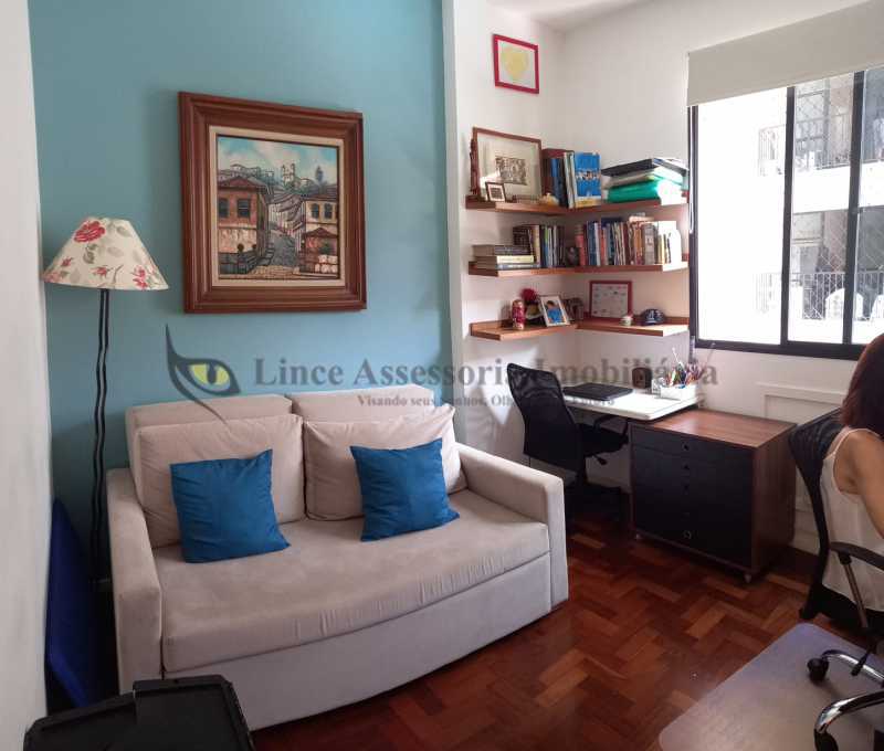 Apartamento à venda com 3 quartos, 90m² - Foto 11