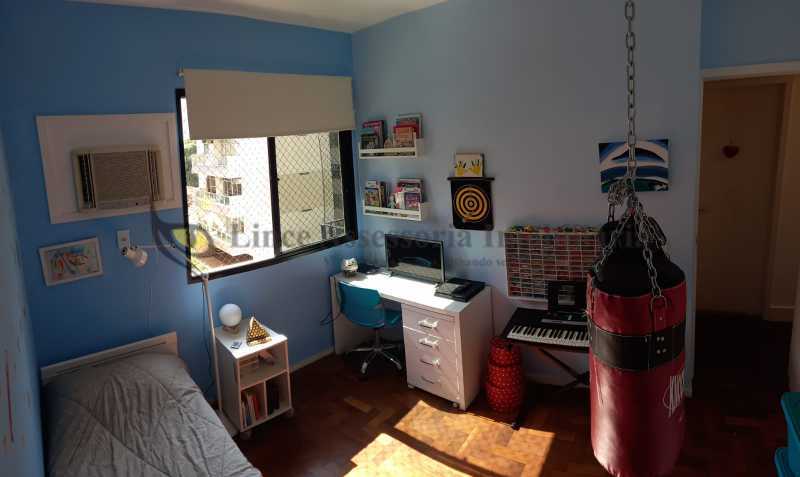 Apartamento à venda com 3 quartos, 90m² - Foto 17