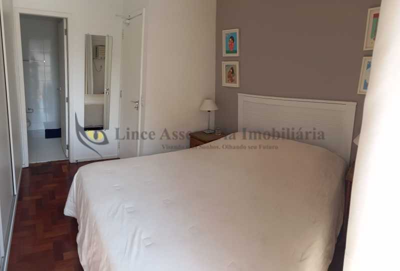 Apartamento à venda com 3 quartos, 90m² - Foto 21