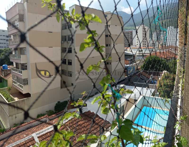 Apartamento à venda com 3 quartos, 90m² - Foto 8