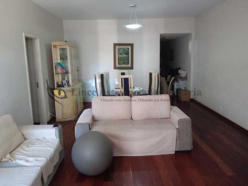 Apartamento à venda com 3 quartos, 153m² - Foto 4