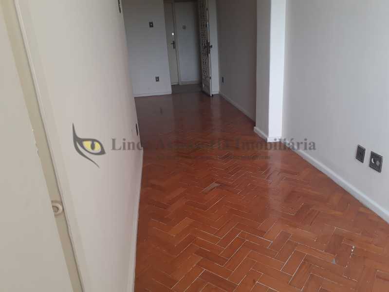 Apartamento à venda com 1 quarto, 46m² - Foto 12