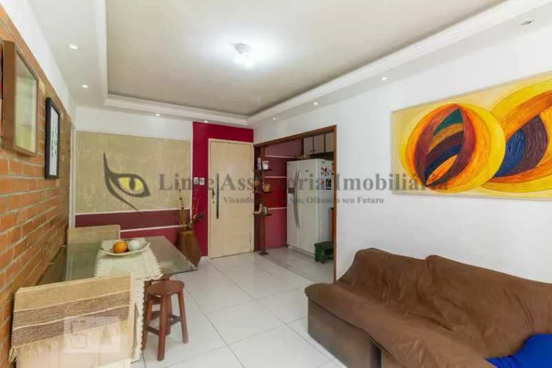 Apartamento à venda com 3 quartos, 63m² - Foto 3