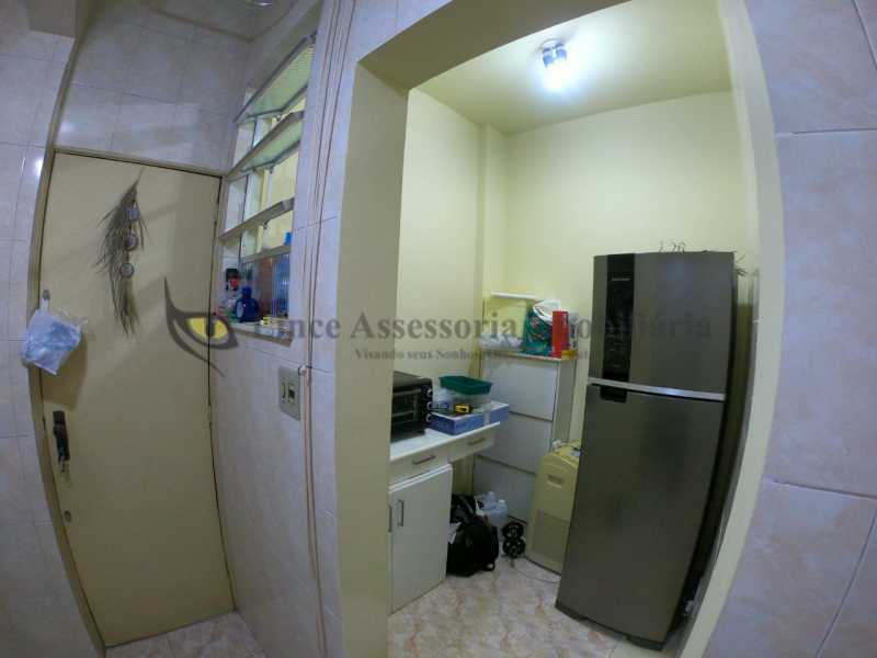 Apartamento à venda com 2 quartos, 58m² - Foto 16