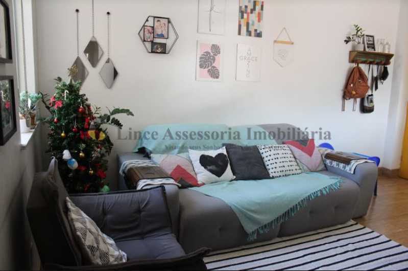 Apartamento à venda com 2 quartos, 80m² - Foto 7