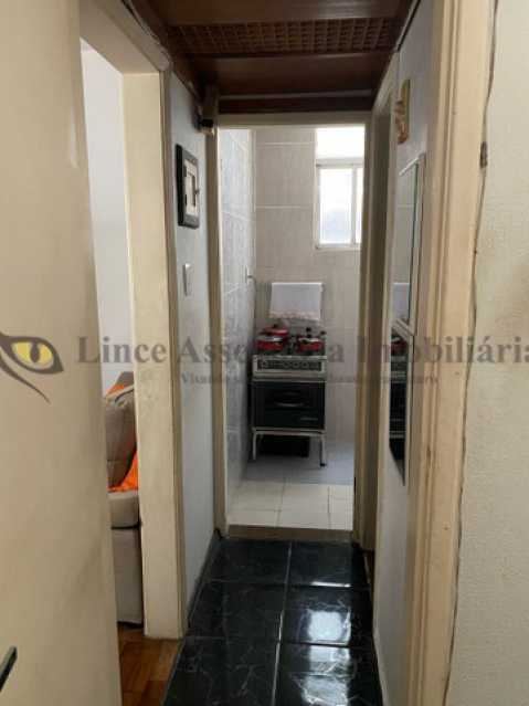 Apartamento à venda com 1 quarto, 33m² - Foto 9