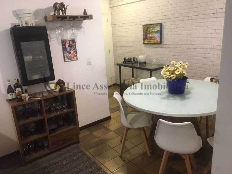 Apartamento à venda com 2 quartos, 160m² - Foto 15