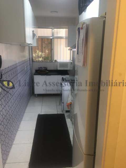 Apartamento à venda com 2 quartos, 160m² - Foto 7