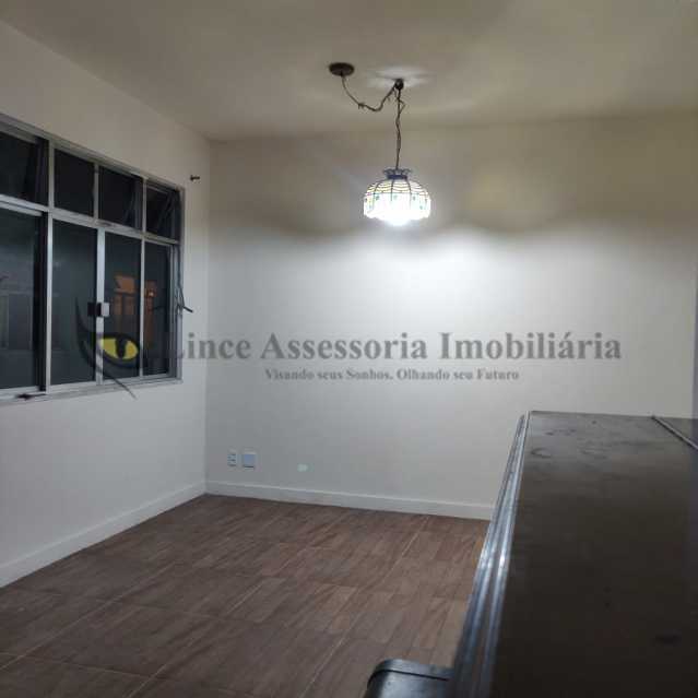 Casa de Vila à venda com 3 quartos, 105m² - Foto 2