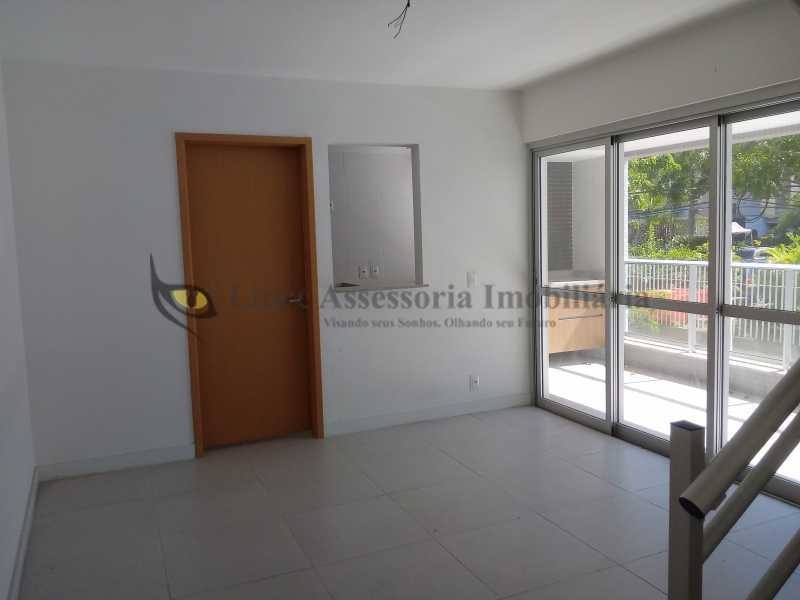 Apartamento à venda com 2 quartos, 100m² - Foto 1