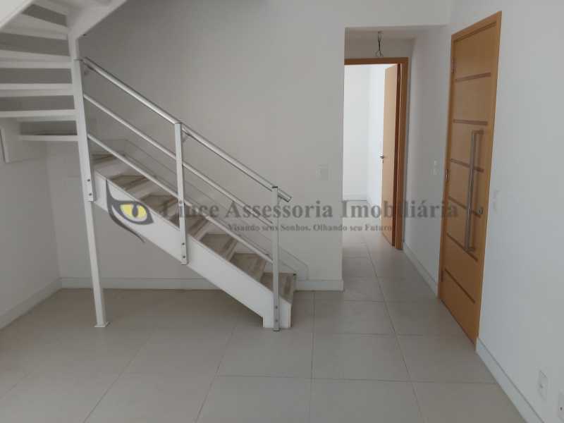 Apartamento à venda com 2 quartos, 100m² - Foto 3