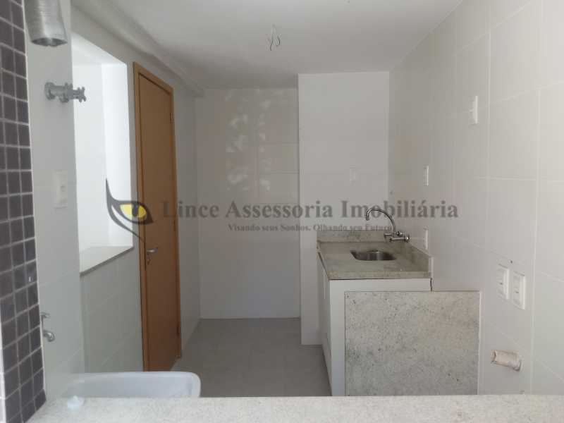 Apartamento à venda com 2 quartos, 100m² - Foto 9