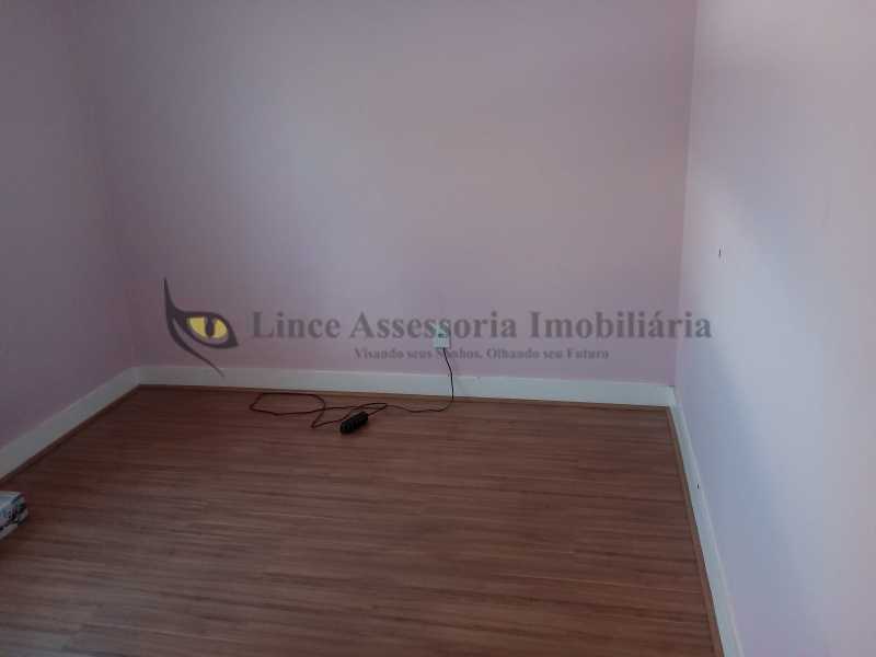 Apartamento à venda com 2 quartos, 61m² - Foto 9