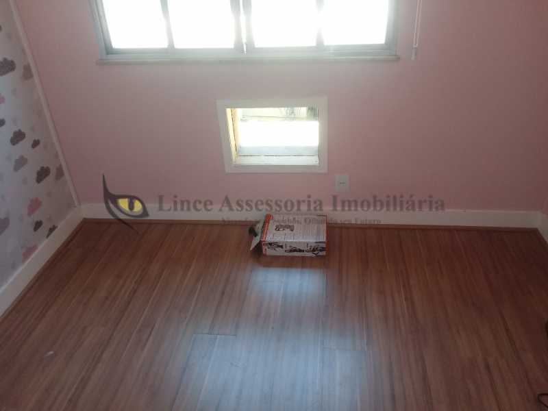 Apartamento à venda com 2 quartos, 61m² - Foto 10