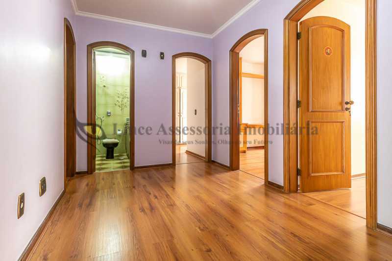 Apartamento à venda com 4 quartos, 220m² - Foto 25