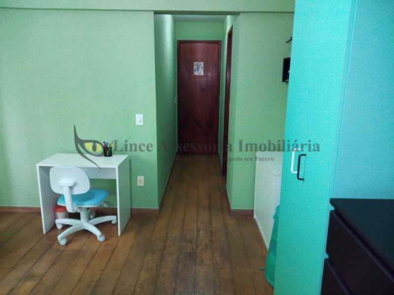 Apartamento à venda com 2 quartos, 128m² - Foto 12