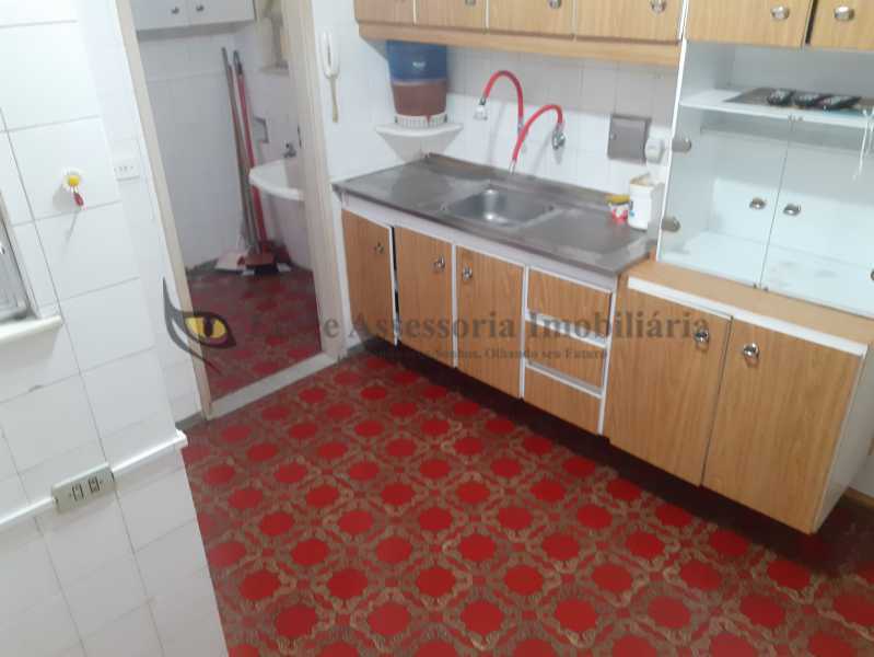 Apartamento à venda com 2 quartos, 85m² - Foto 18