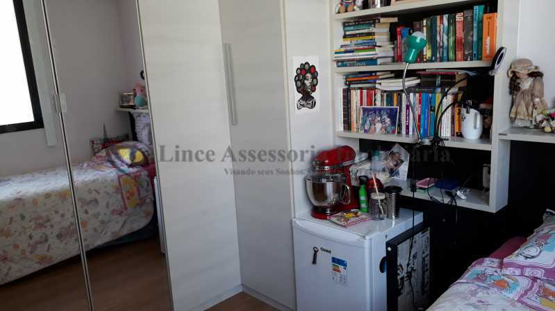 Apartamento à venda com 3 quartos, 90m² - Foto 14