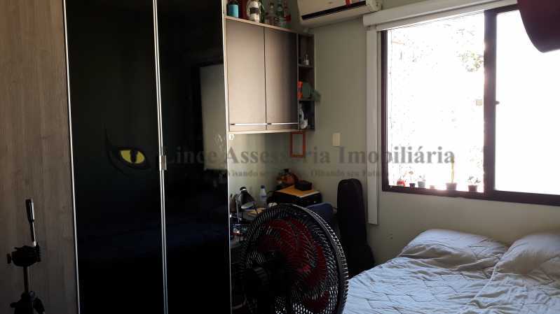 Apartamento à venda com 3 quartos, 90m² - Foto 15